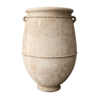 Amara Pot